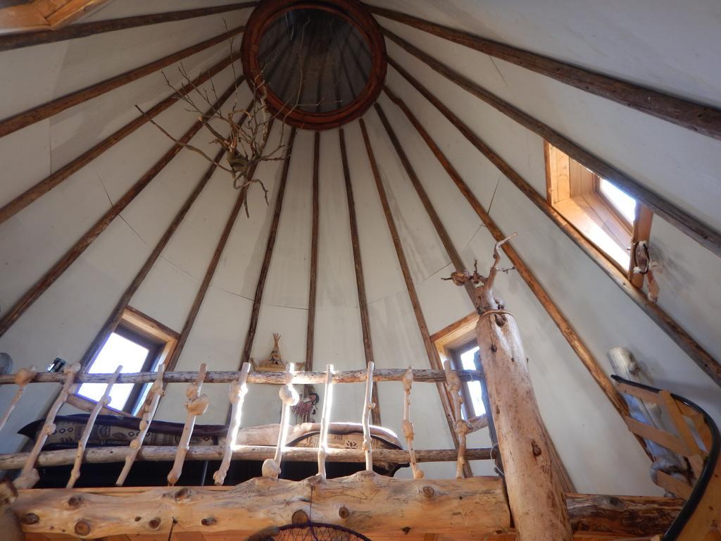 Villa Aux Tipis De La Riviere Sauvage Saint Romain Exterior foto