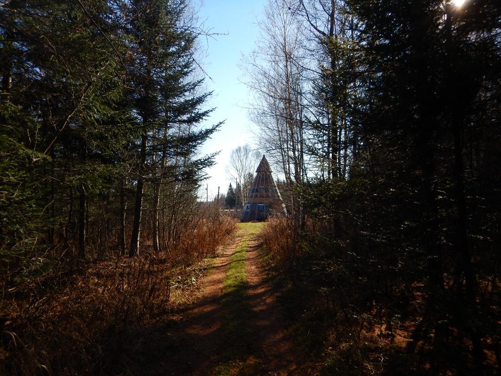 Villa Aux Tipis De La Riviere Sauvage Saint Romain Exterior foto